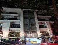 1688sft east facing 3bhk semi furnished flat fo resale in coxtown